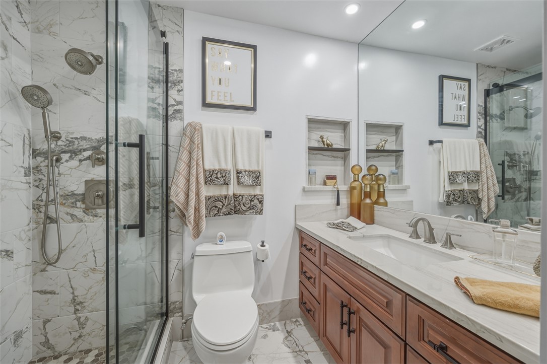 537 Roadrunner Drive