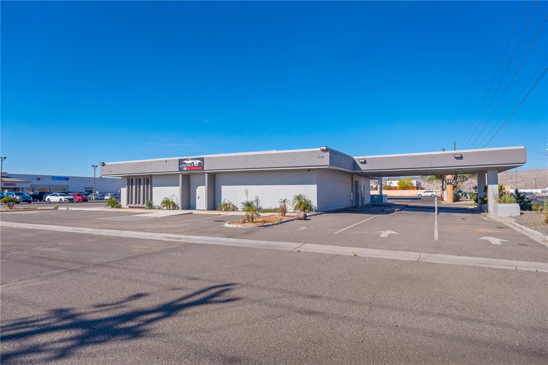 1755 Lakeside Drive