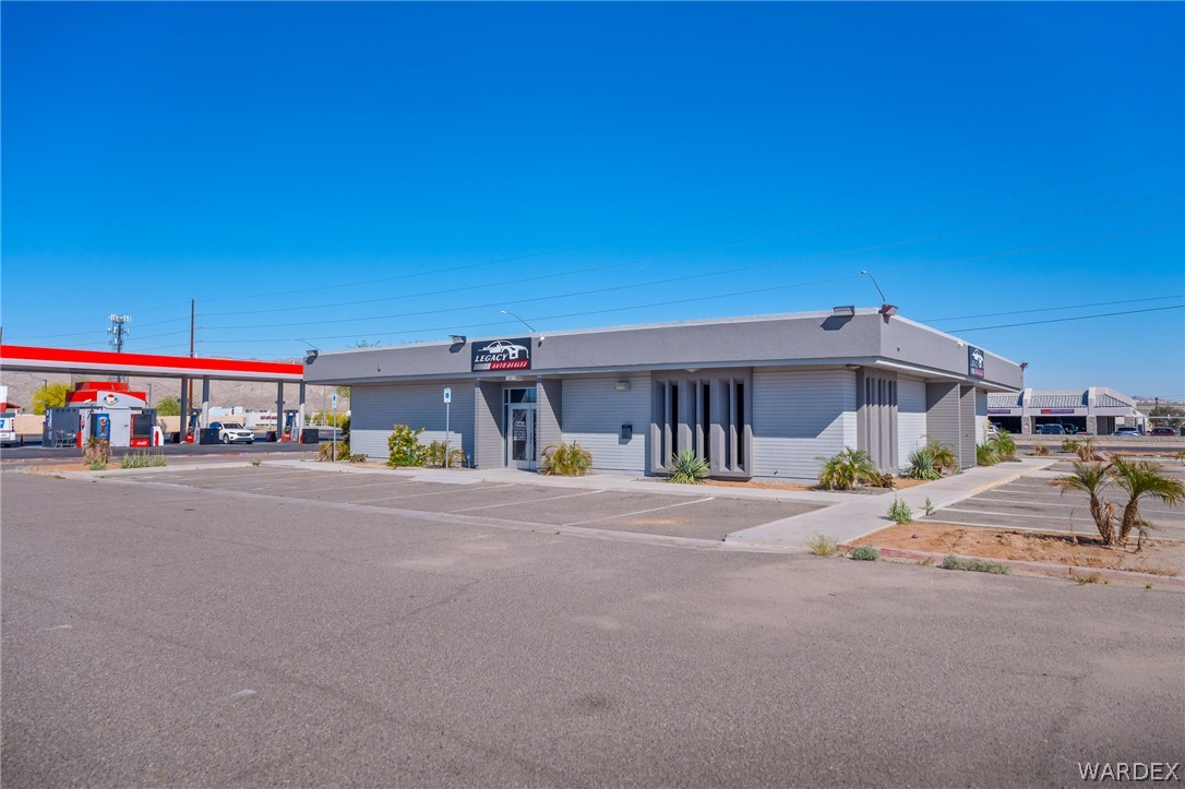 1755 Lakeside Drive