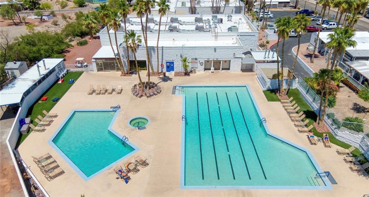 2000 Ramar #158 Road