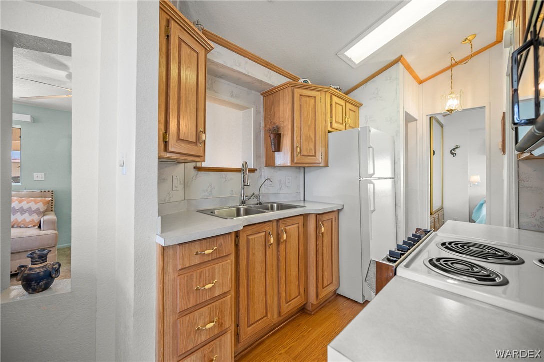 2000 Ramar #158 Road