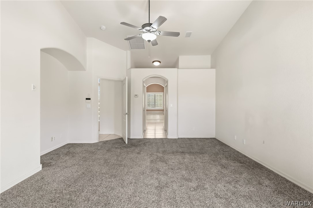 2552 Majestic Way