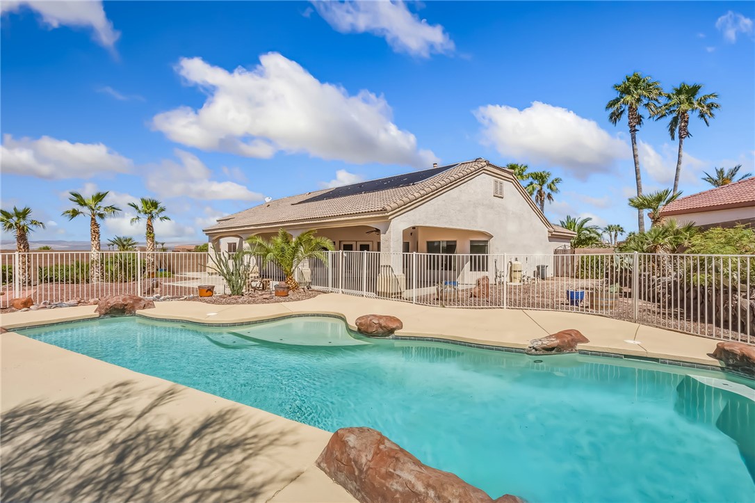 2552 Majestic Way