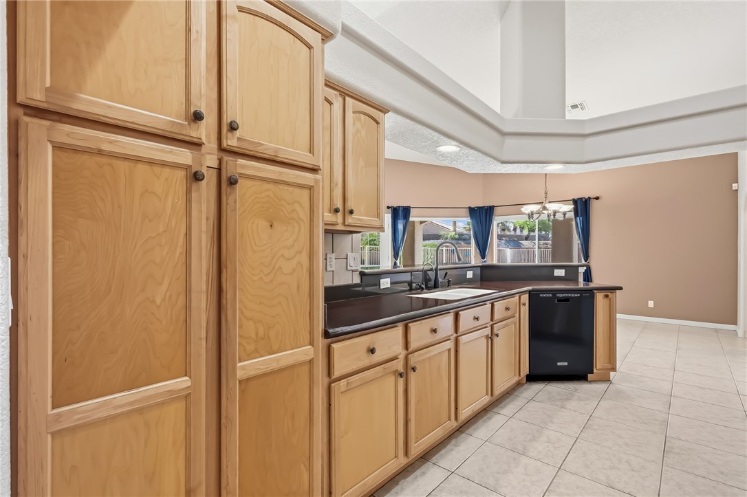 2552 Majestic Way