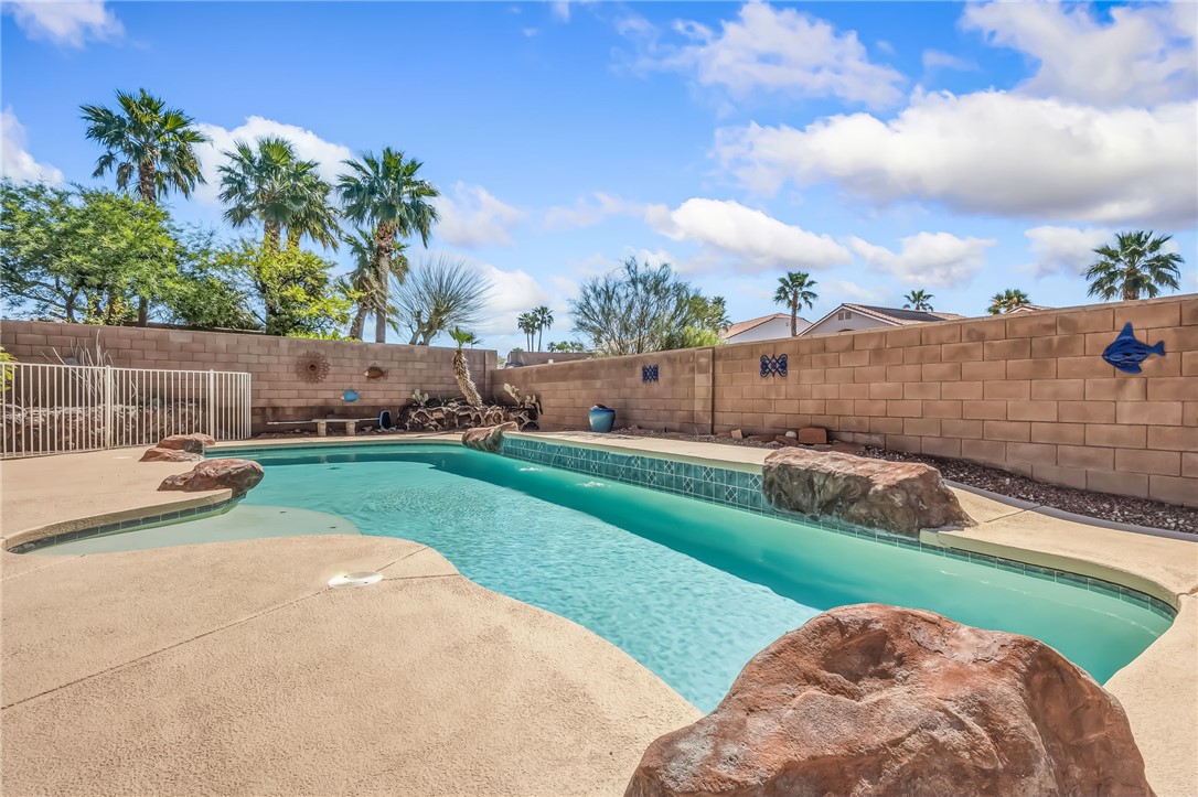 2552 Majestic Way