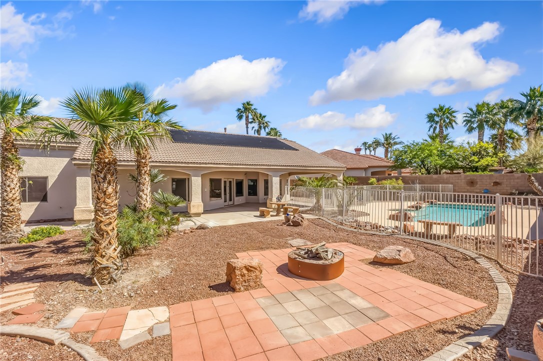2552 Majestic Way