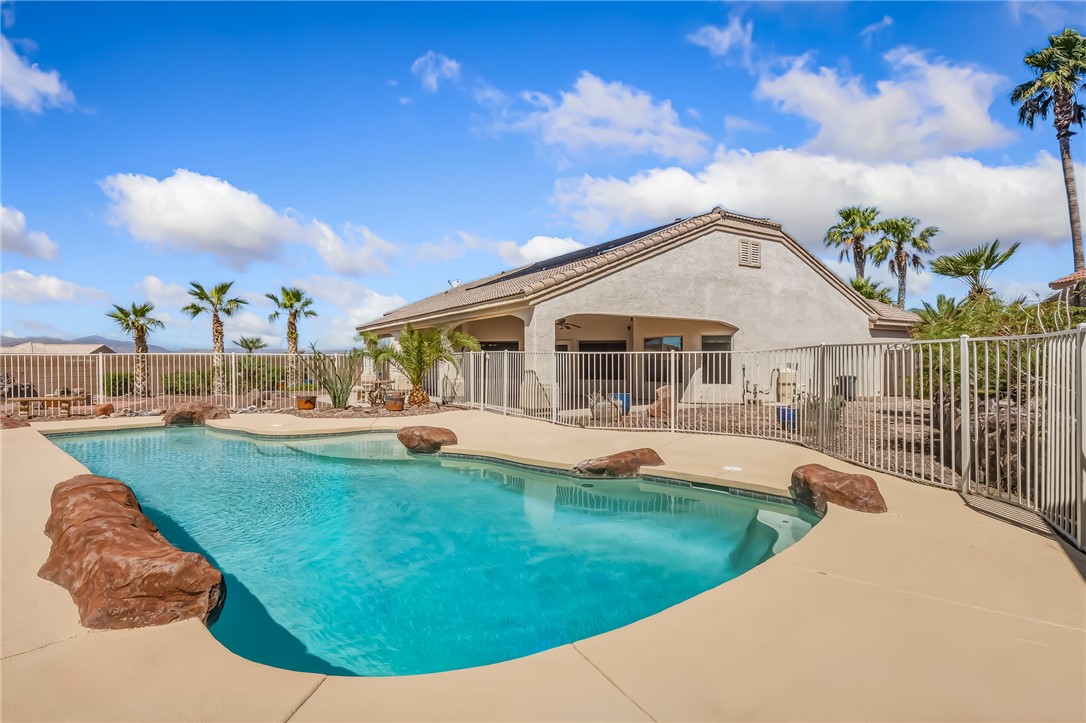2552 Majestic Way