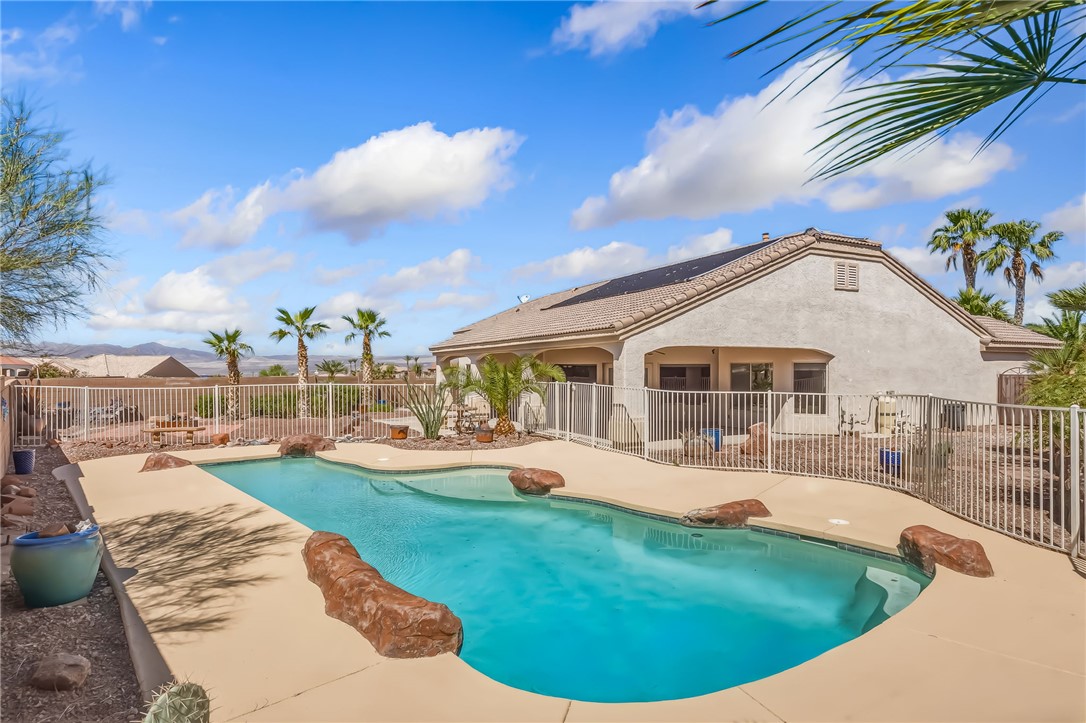 2552 Majestic Way