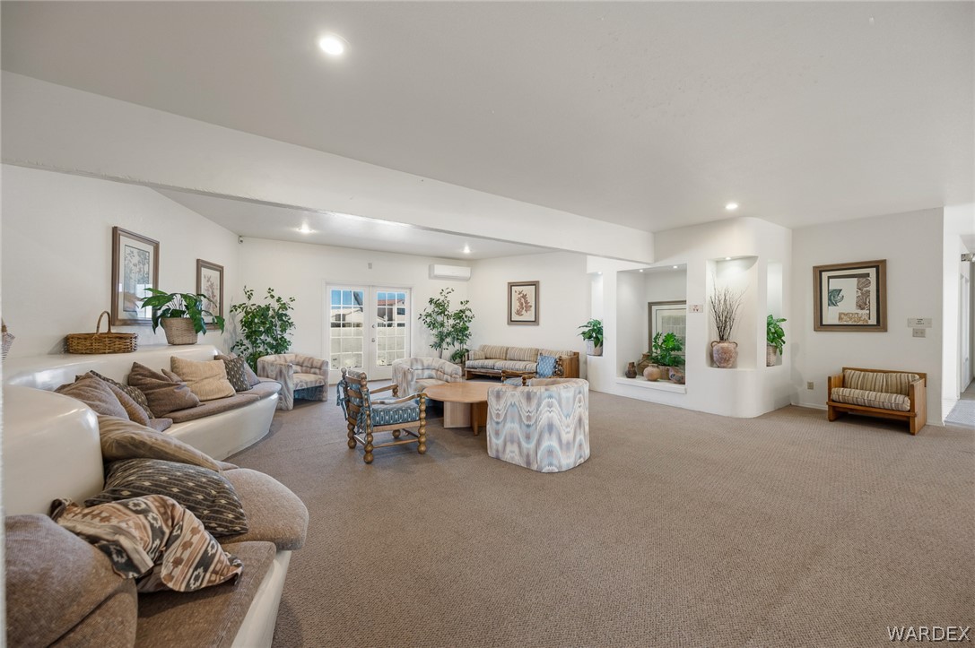 1192 Pawnee Drive