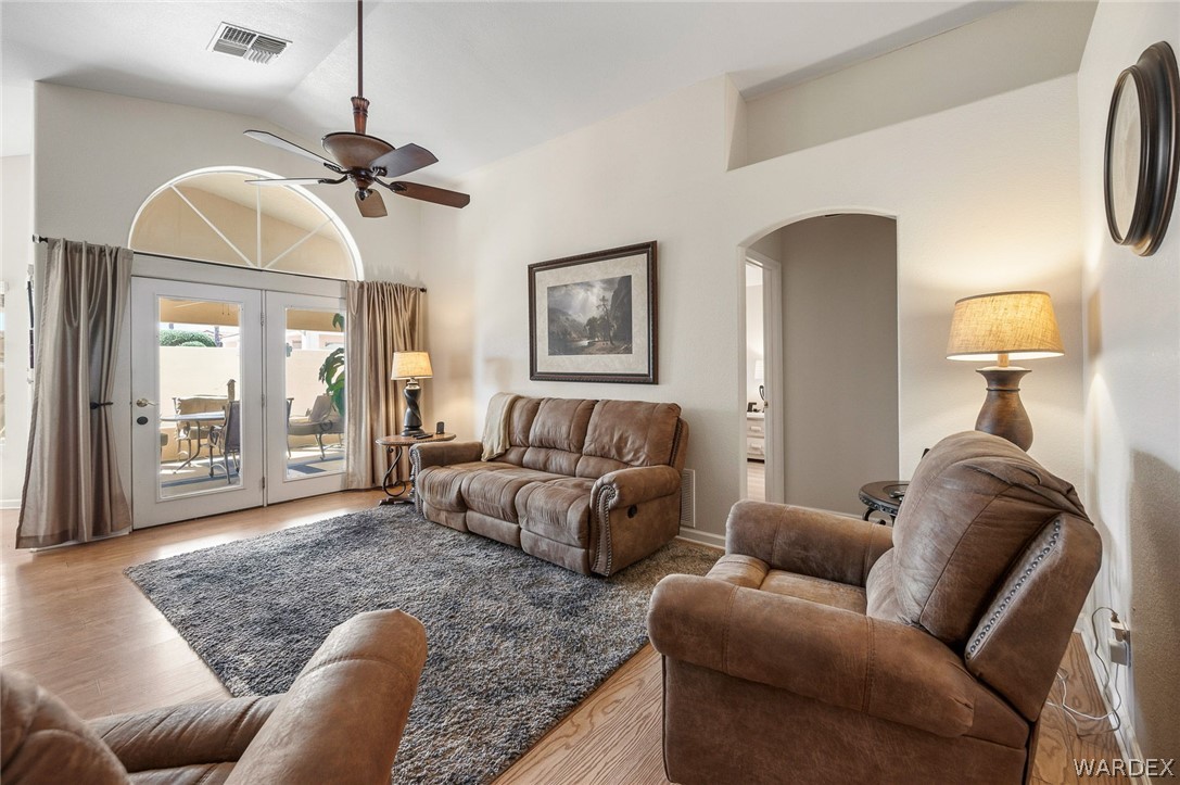 1192 Pawnee Drive