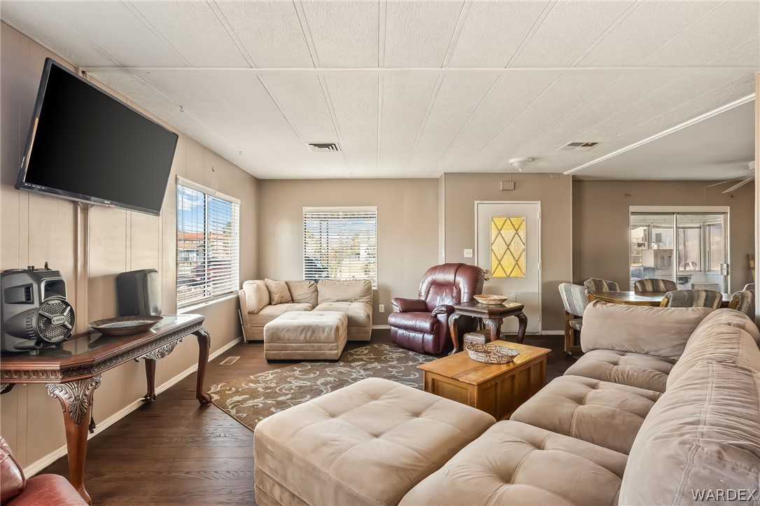 932 Riverfront Drive
