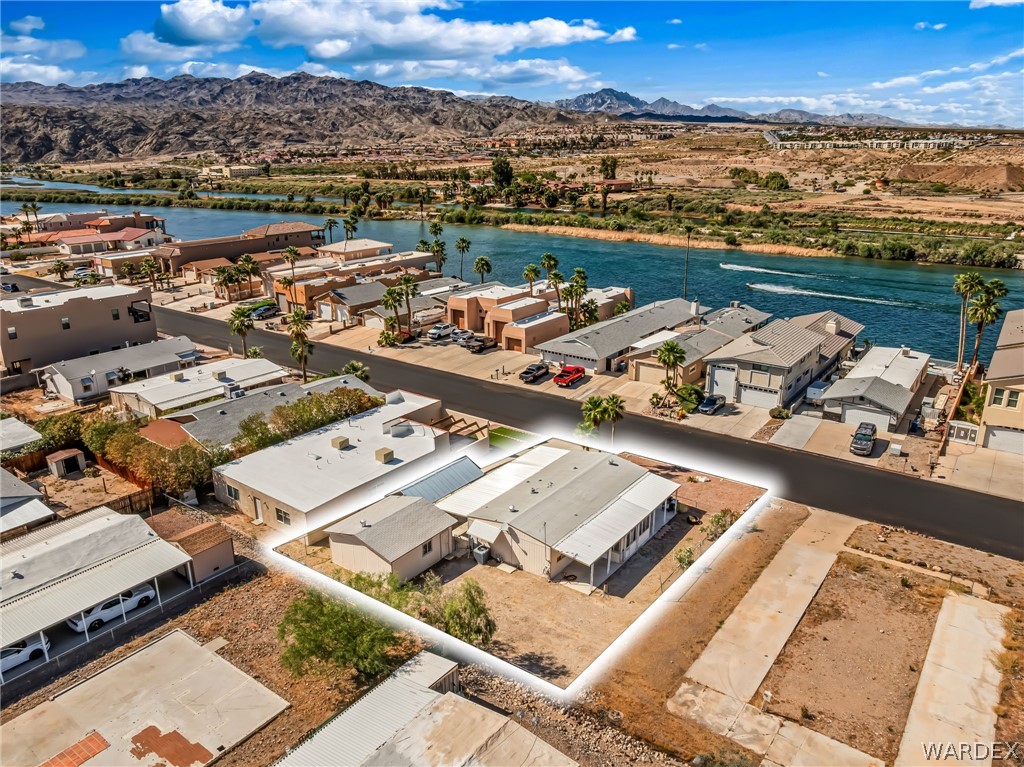 932 Riverfront Drive