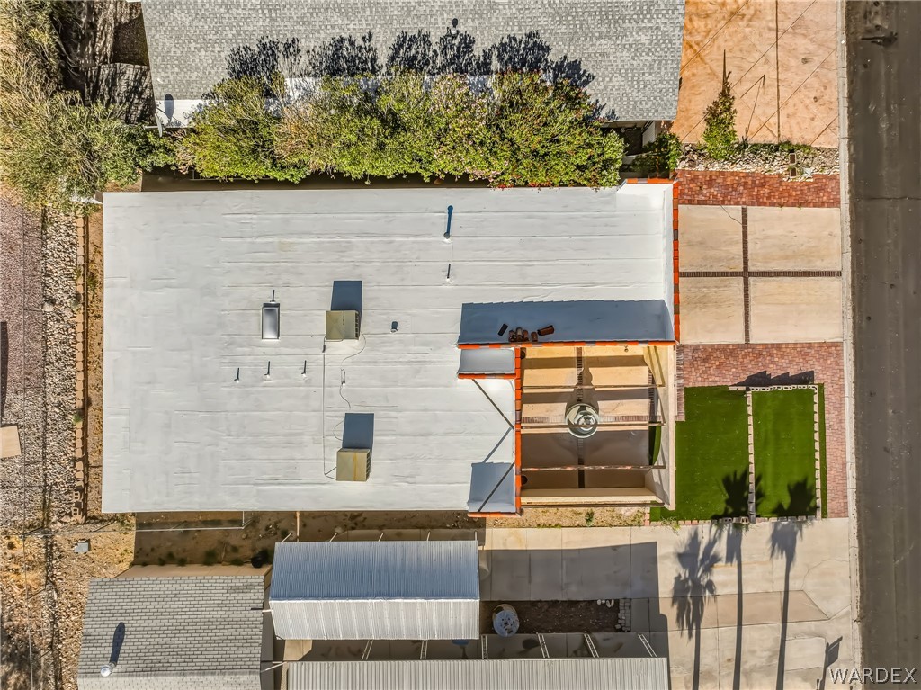 926 Riverfront Drive