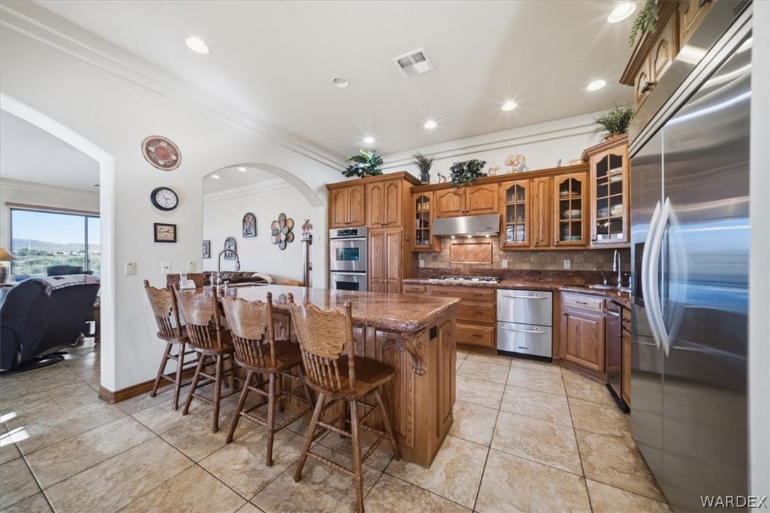 1084 E Dike Road