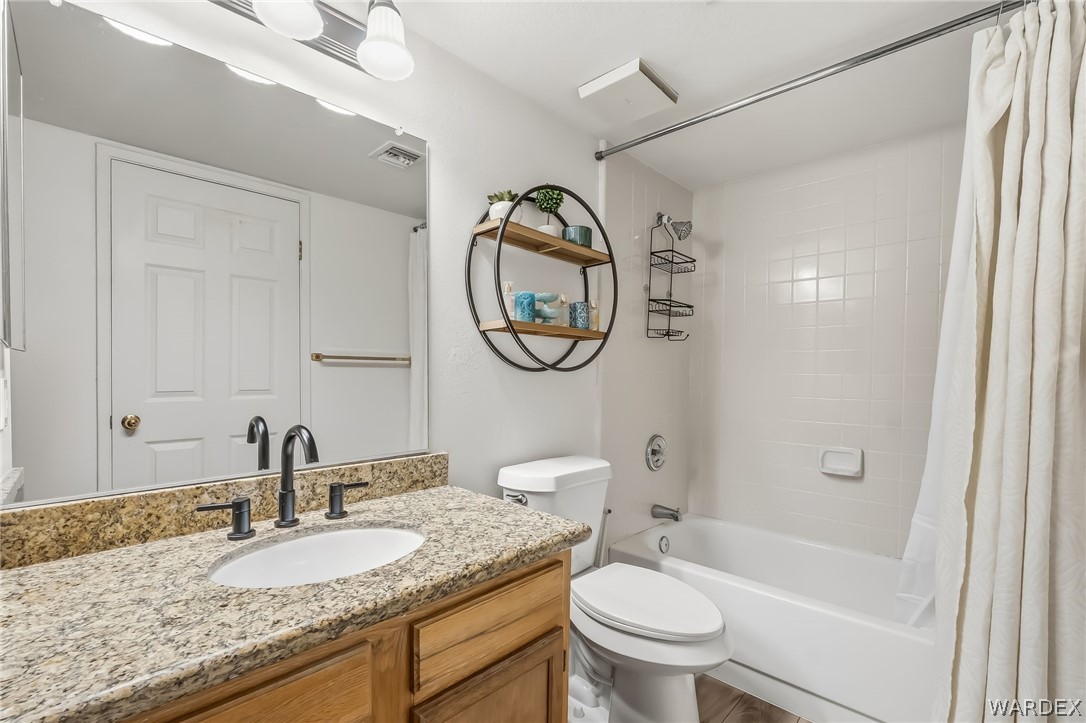 1800 Club House Drive D38