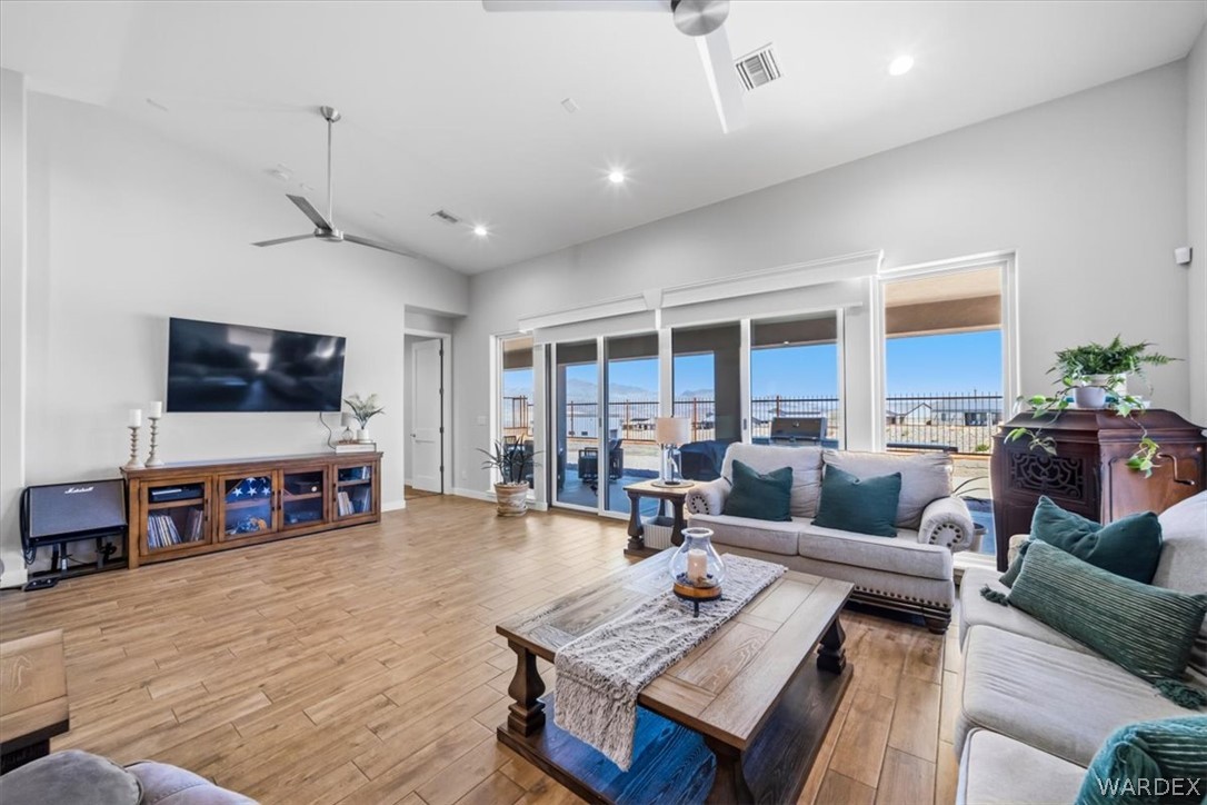2653 Port Isabel Way