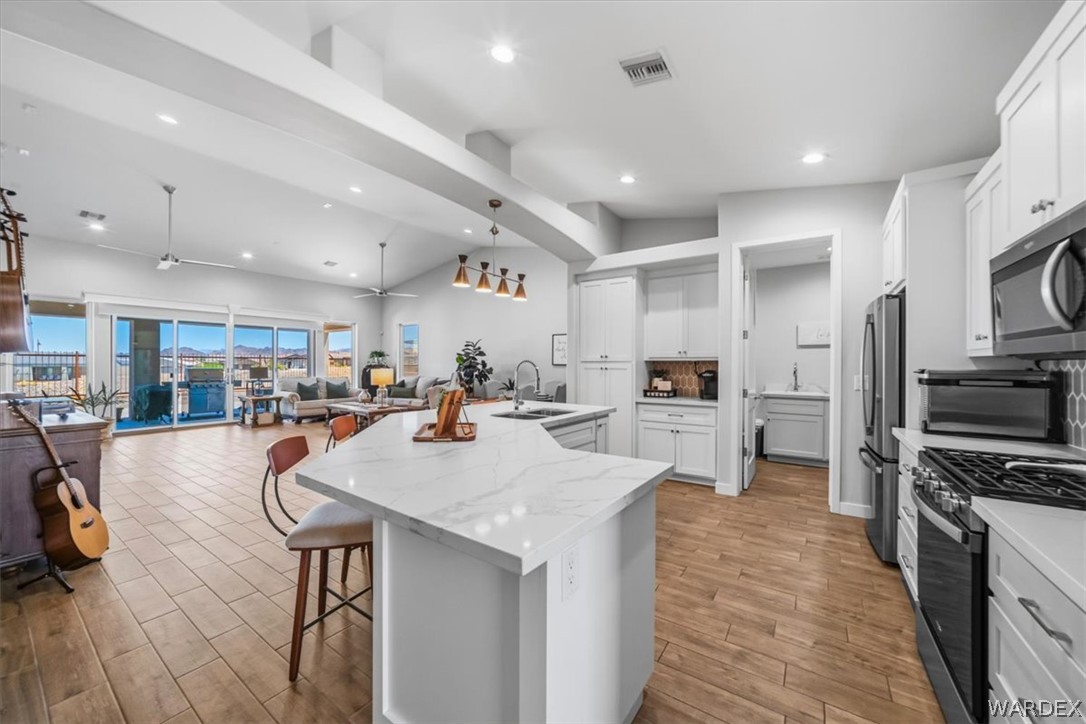 2653 Port Isabel Way