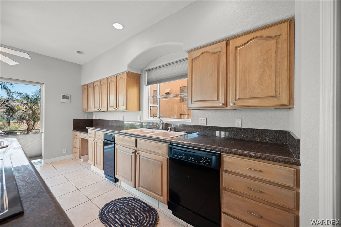 1825 E Shore Villas Drive 28