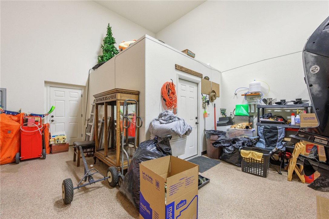 987 Riverfront Drive
