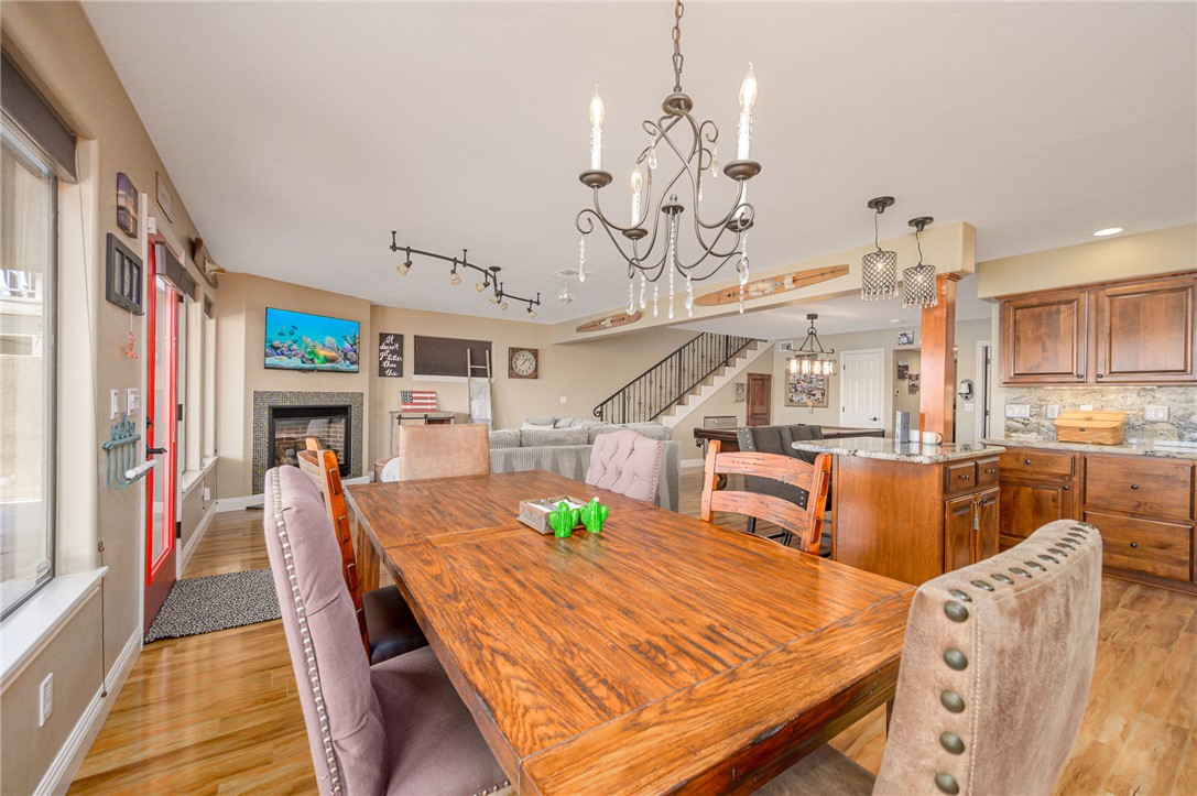 987 Riverfront Drive