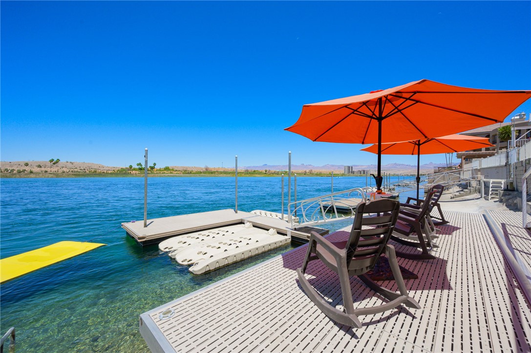 987 Riverfront Drive