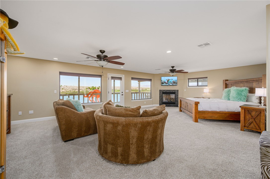 987 Riverfront Drive