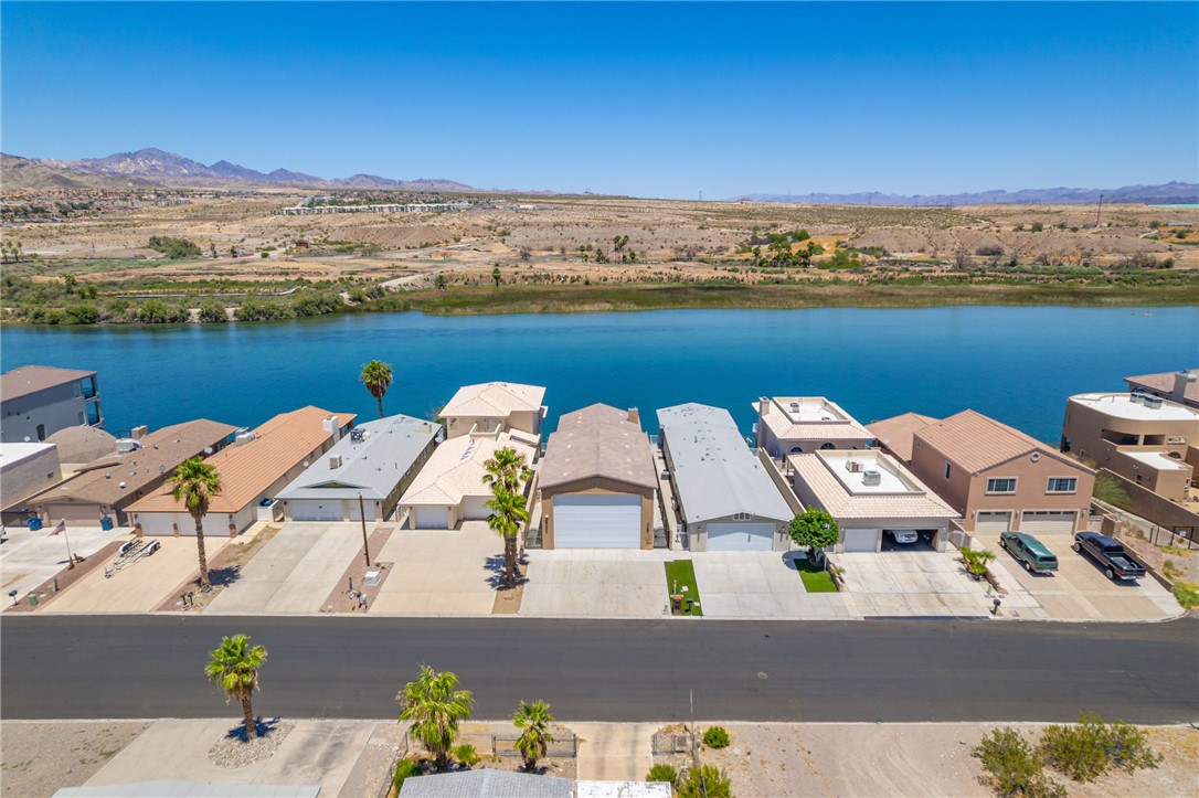 987 Riverfront Drive