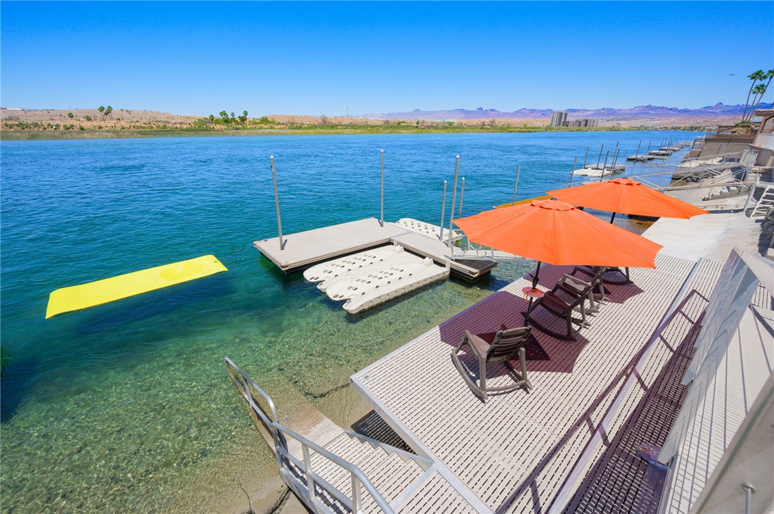 987 Riverfront Drive