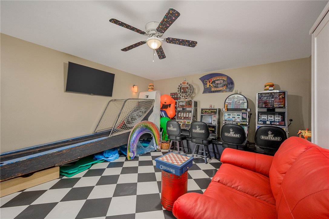 987 Riverfront Drive