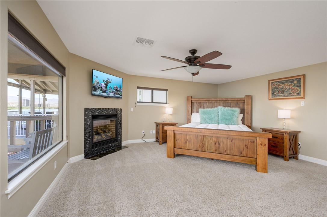 987 Riverfront Drive