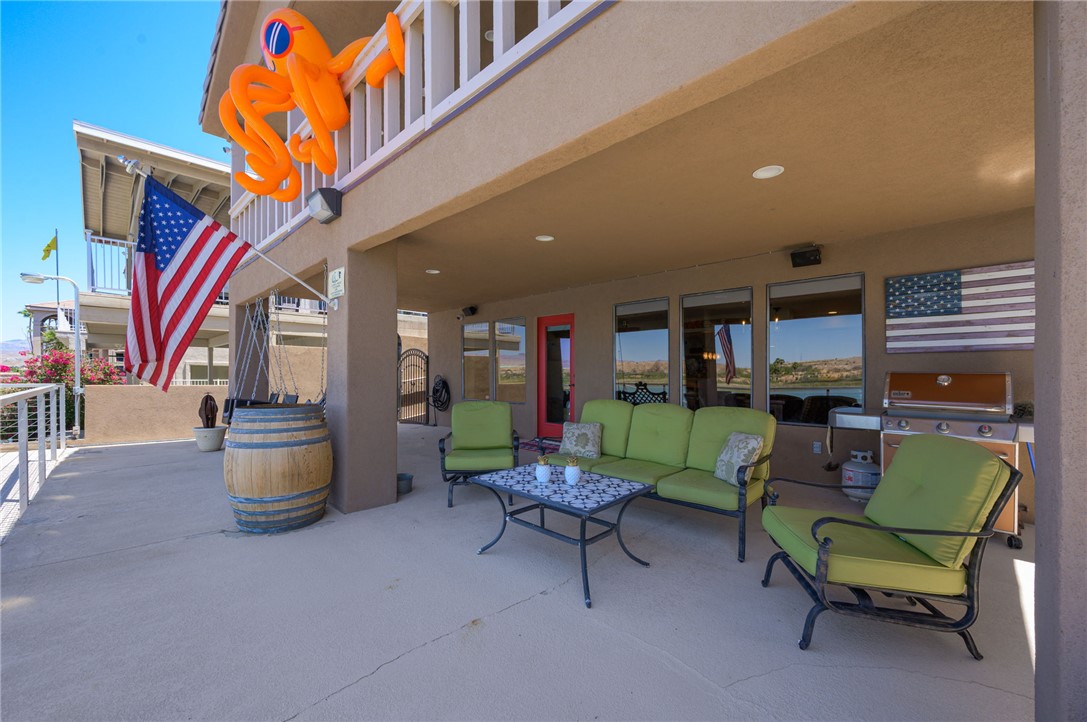 987 Riverfront Drive