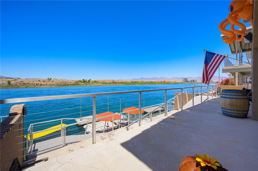 987 Riverfront Drive