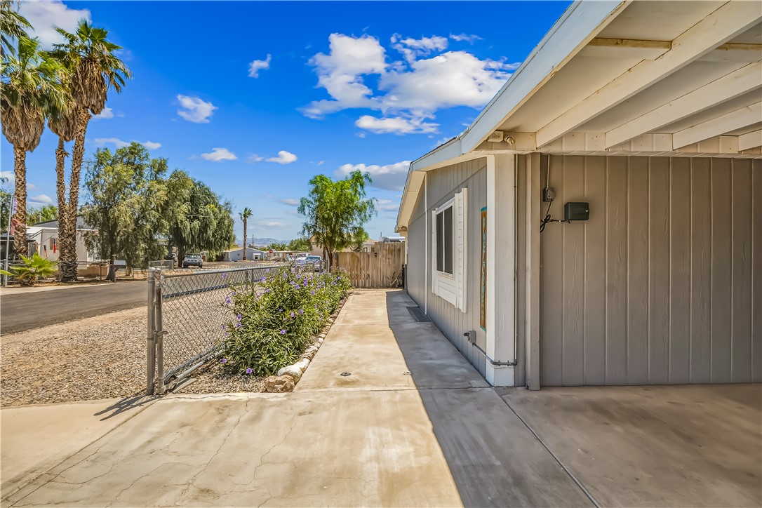 1906 Castleberry Lane