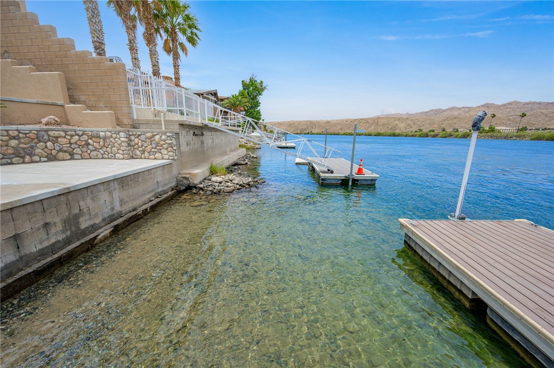 851 Riverfront Drive