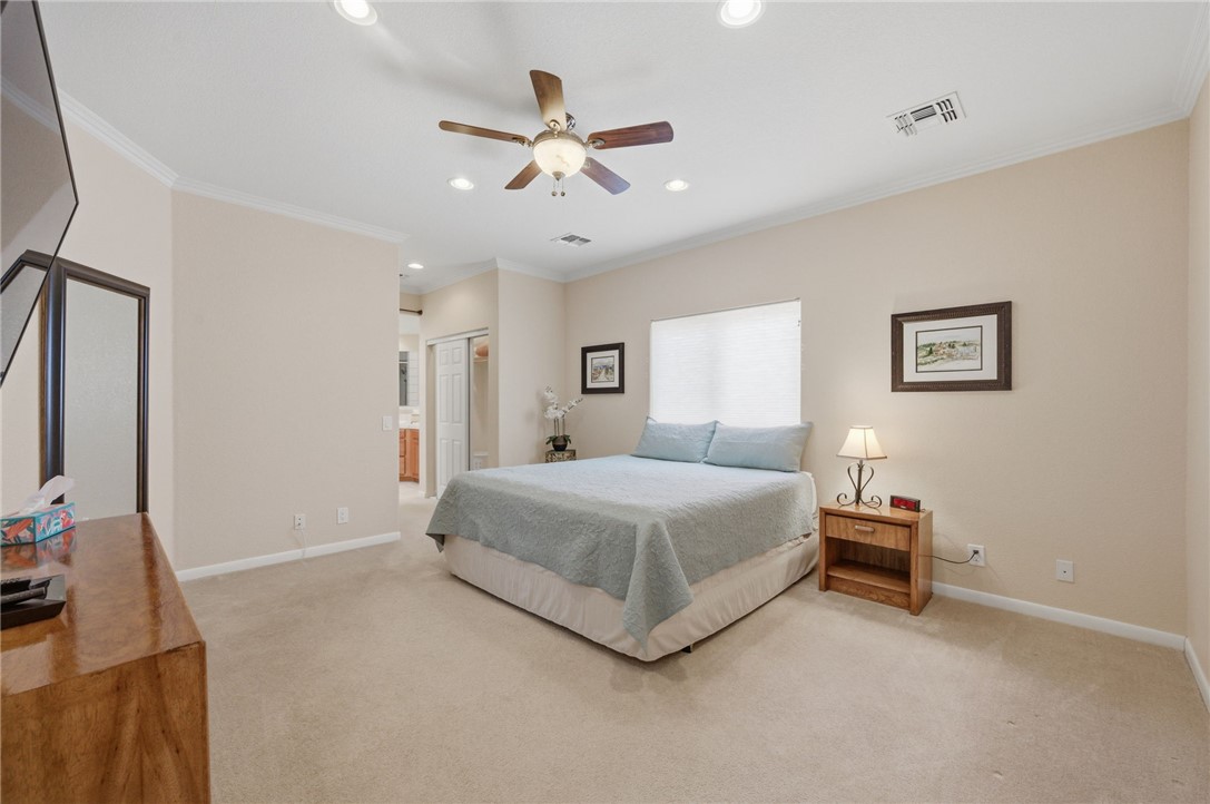 851 Riverfront Drive
