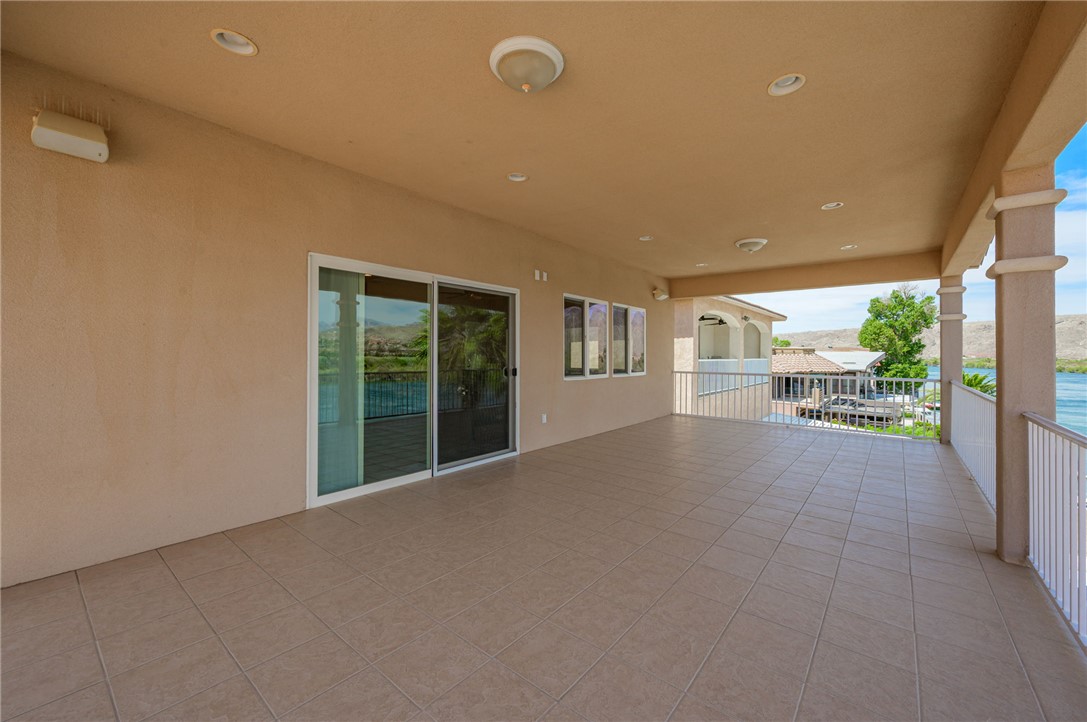 851 Riverfront Drive