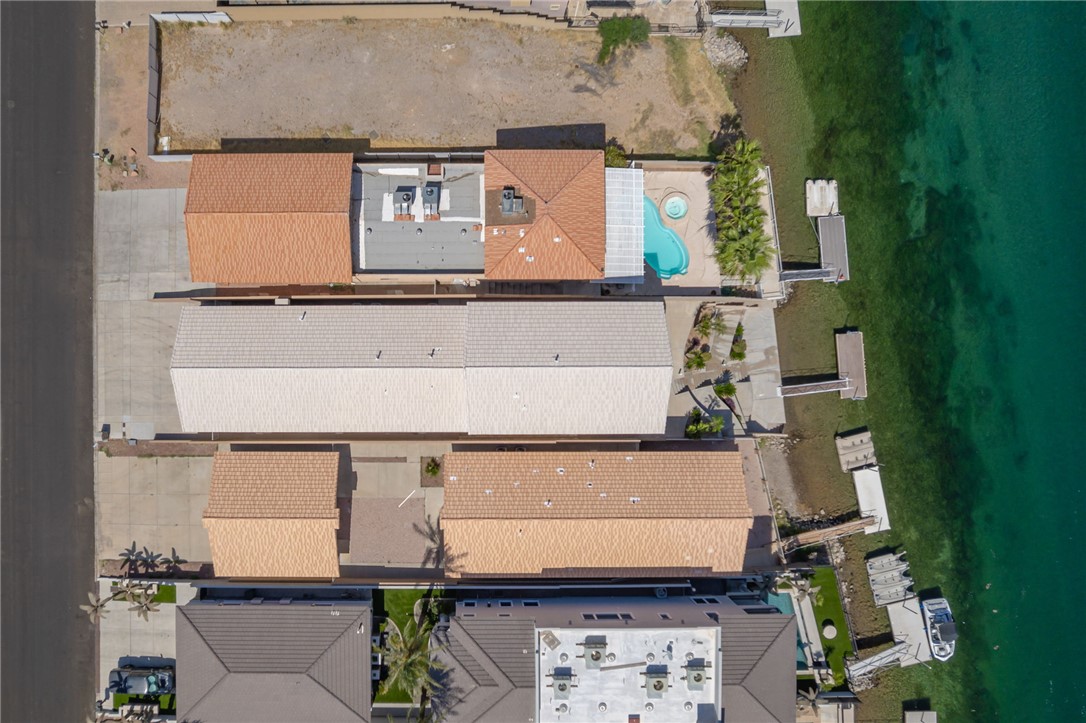 851 Riverfront Drive