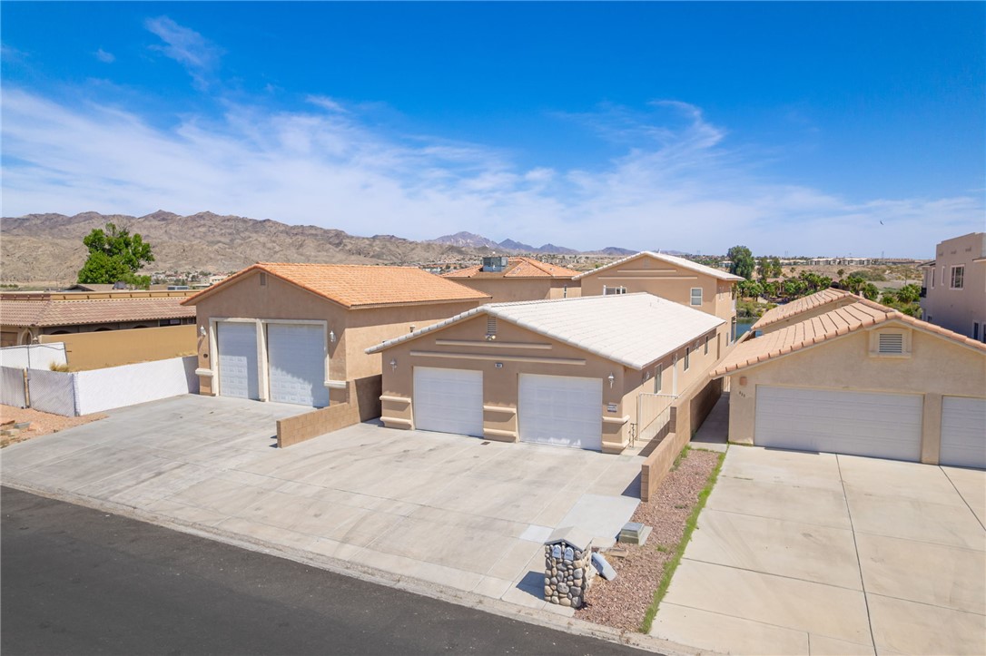 851 Riverfront Drive