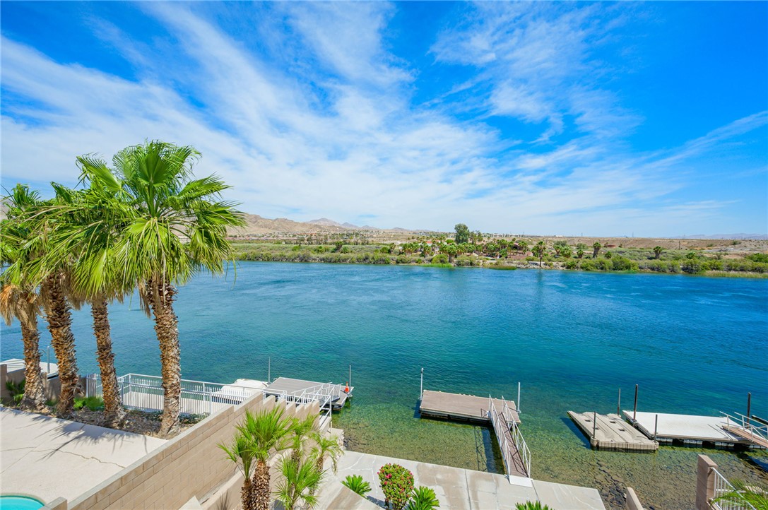 851 Riverfront Drive