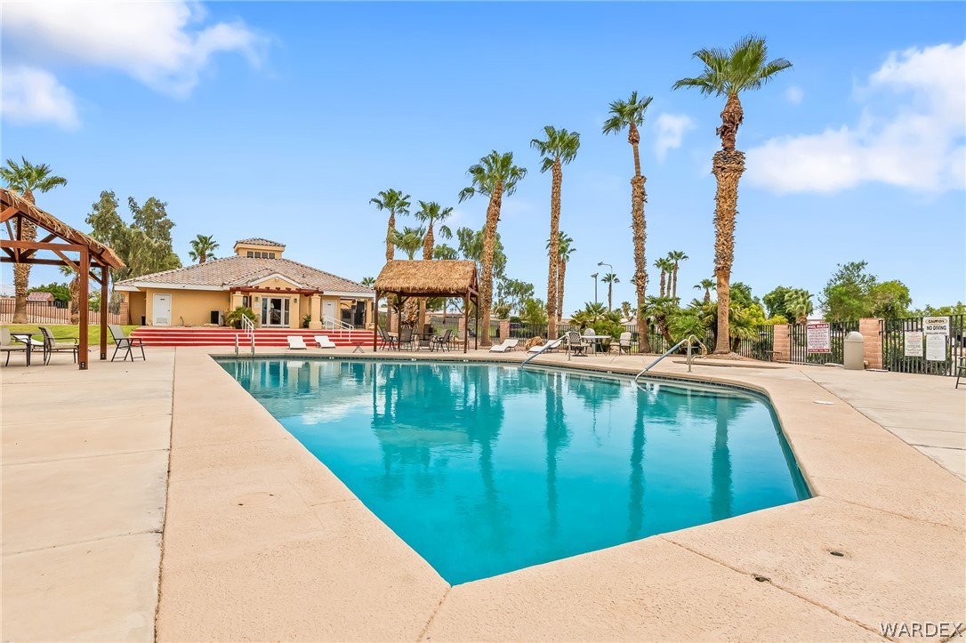 2442 E Brittlebush Drive