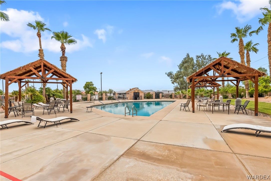 2442 E Brittlebush Drive