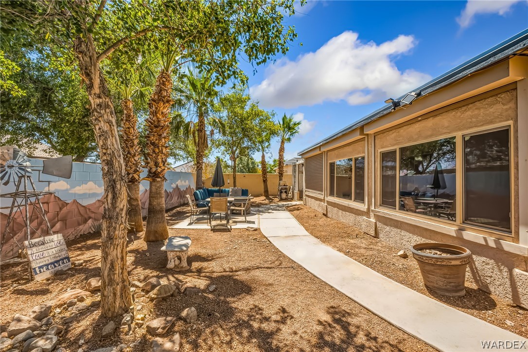 2442 E Brittlebush Drive