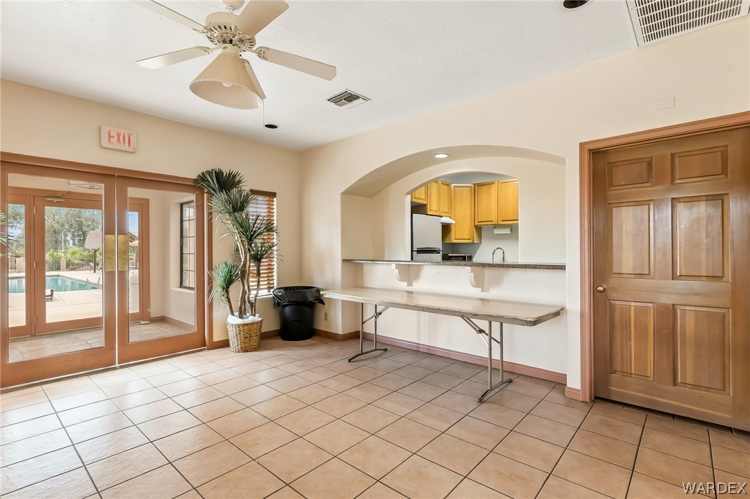 2442 E Brittlebush Drive