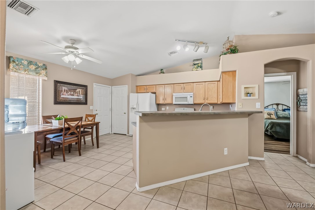 2442 E Brittlebush Drive