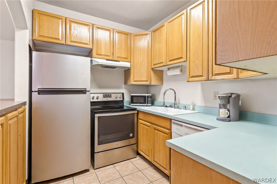 2442 E Brittlebush Drive