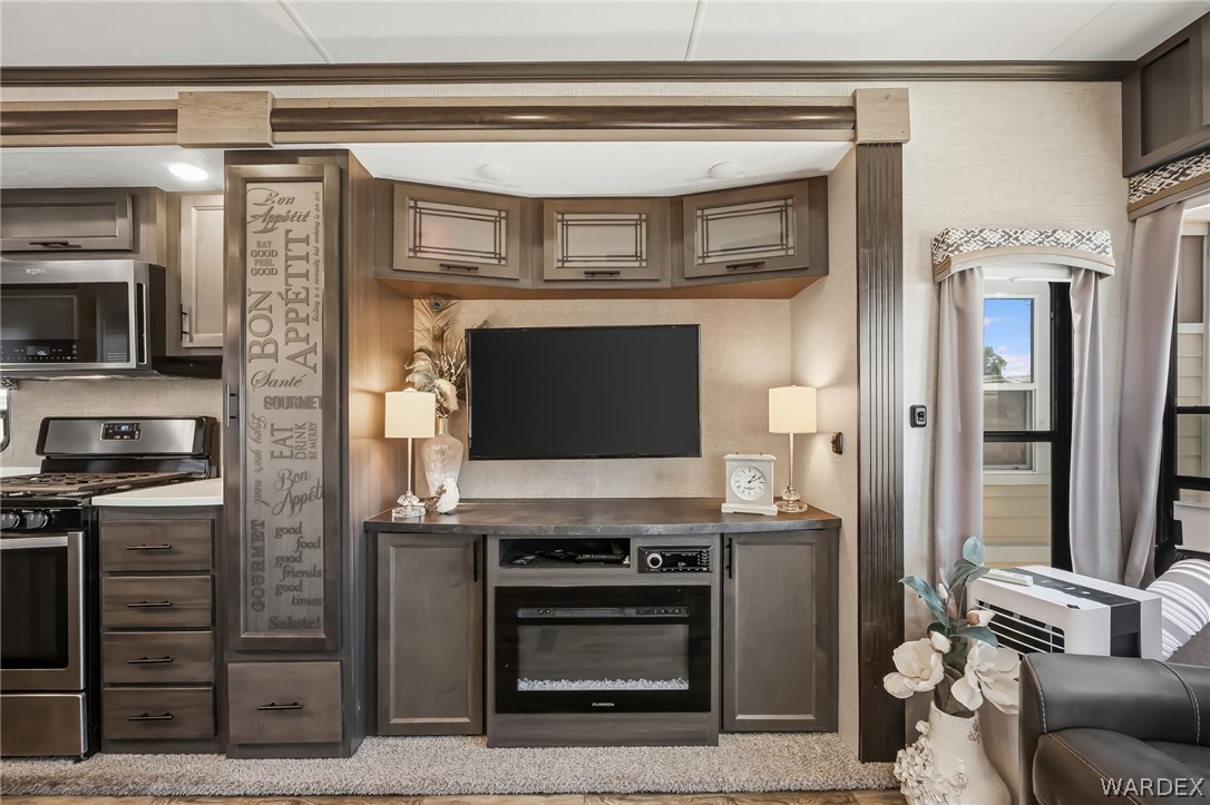 2000 Ramar Road 111