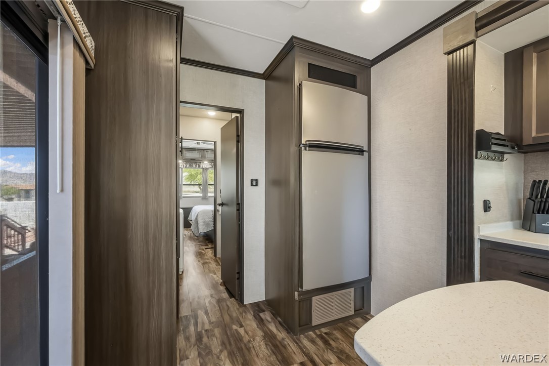 2000 Ramar Road 111