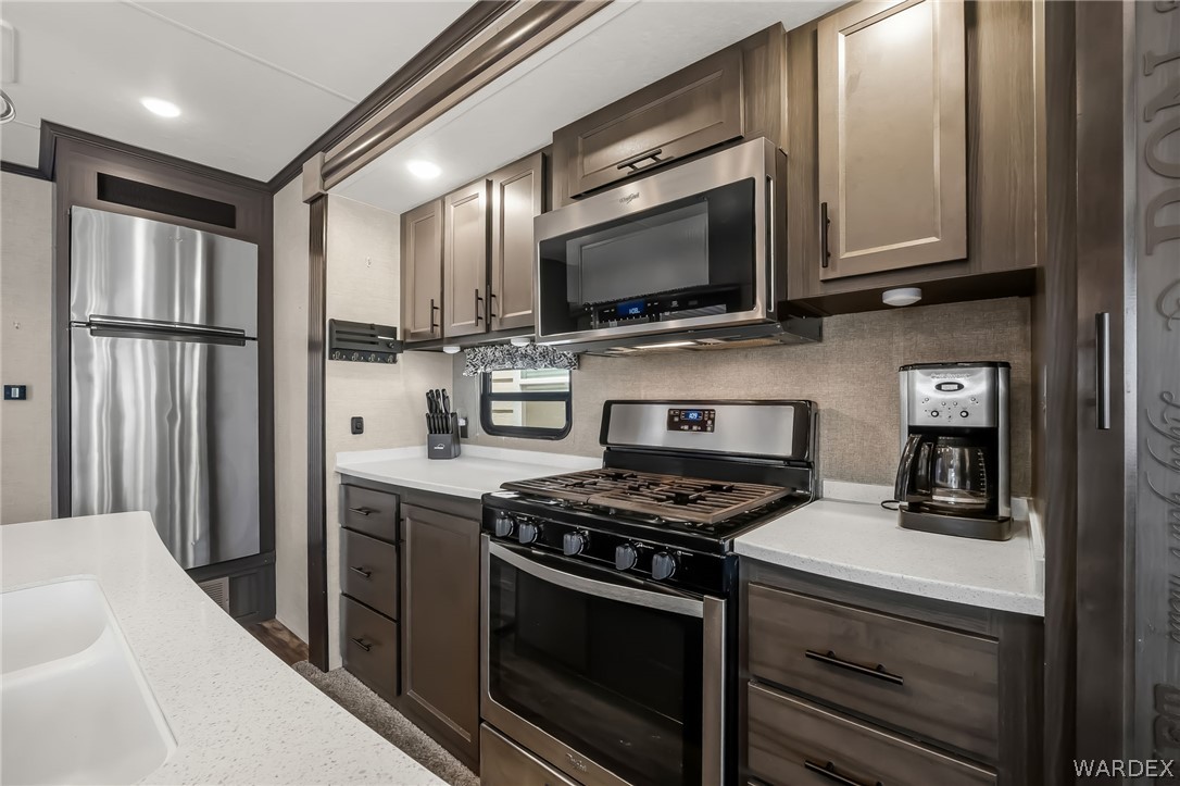 2000 Ramar Road 111