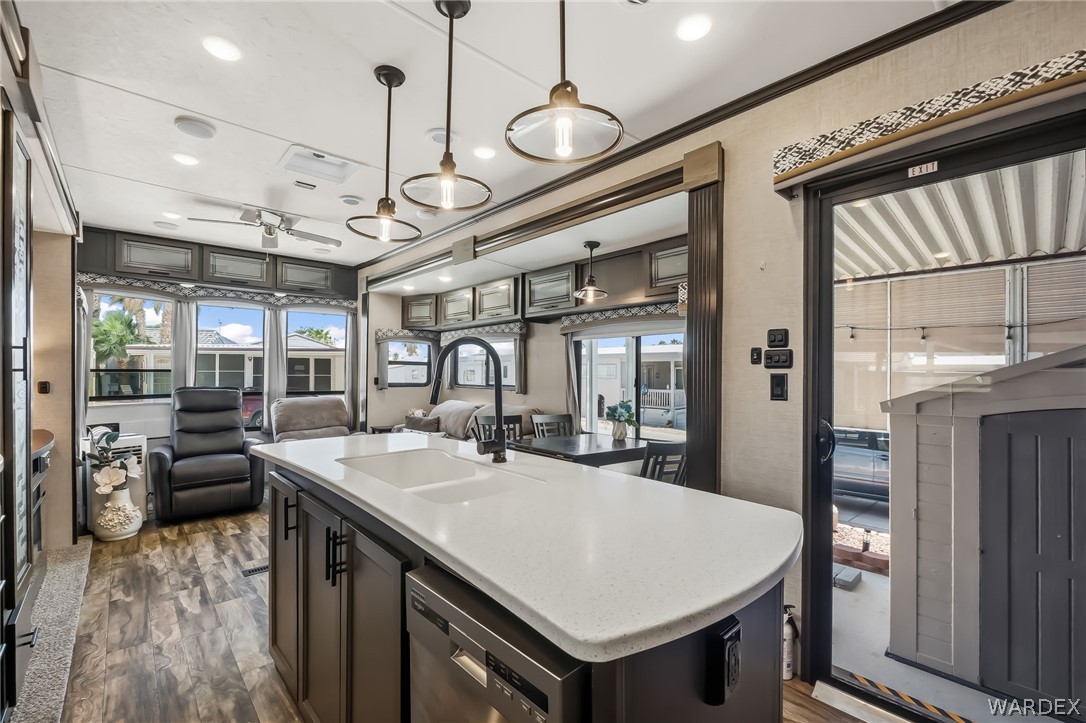 2000 Ramar Road 111