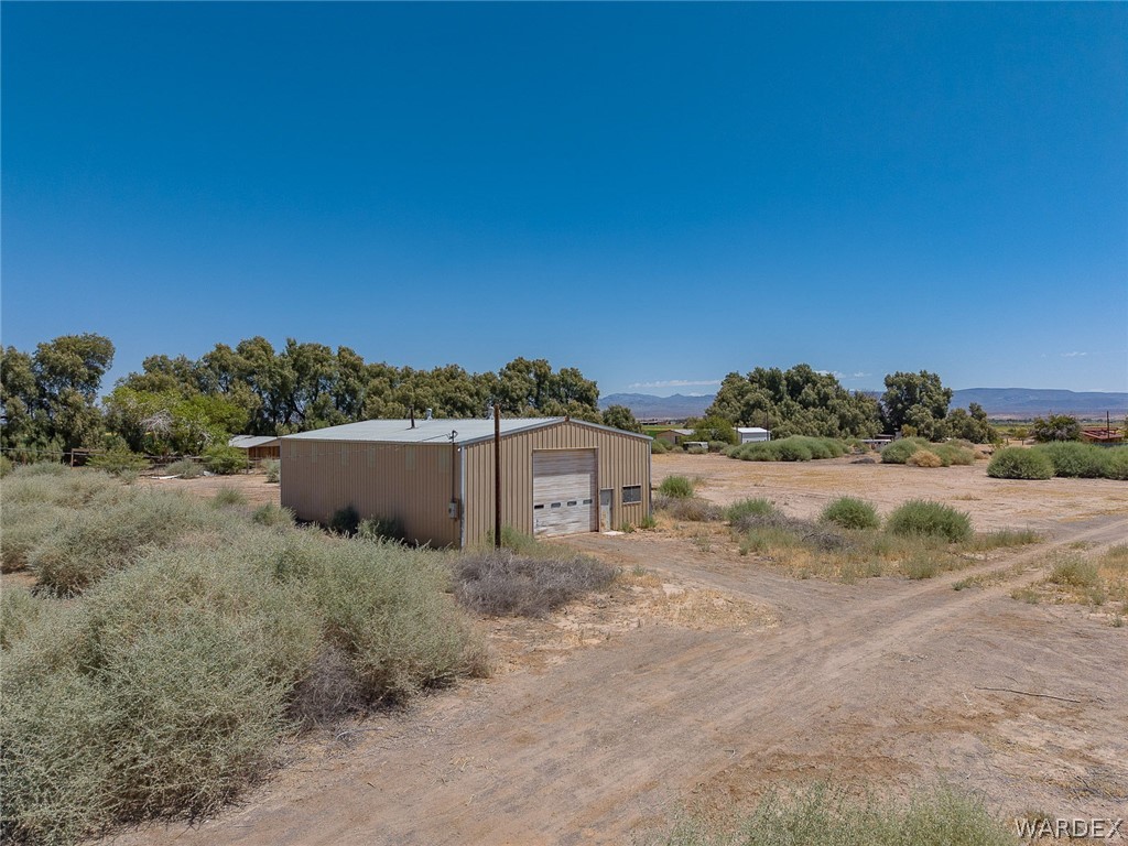 9512 S Evans Lane